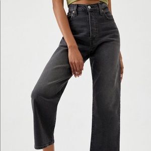 Levi’s Premium Ribcage Jeans